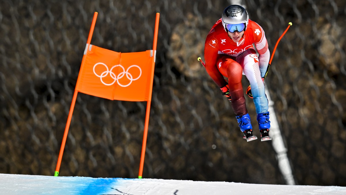 ARCHIV - ZUM VORSCHAUTEXT UEBER DIE SKI ALPIN ABFAHRT DER MAENNER STELLEN WIR IHNEN FOLGENDES BILDMATERIAL ZUR VERFUEGUNG - Marco Odermatt of Switzerland competes in men&amp;#039;s downhill training a ...