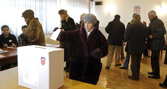 Ein Stimmlokal in Zagreb