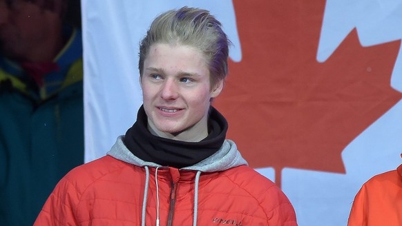 epa04582016 Swiss Lucien Koch (L) and Michael Ciccarelli of Canada on the podium after the Mens Big Air finals at the FIS Snowboard World Championships 2015 Kreischberg, Austria, 24 January 2015. EPA/ ...