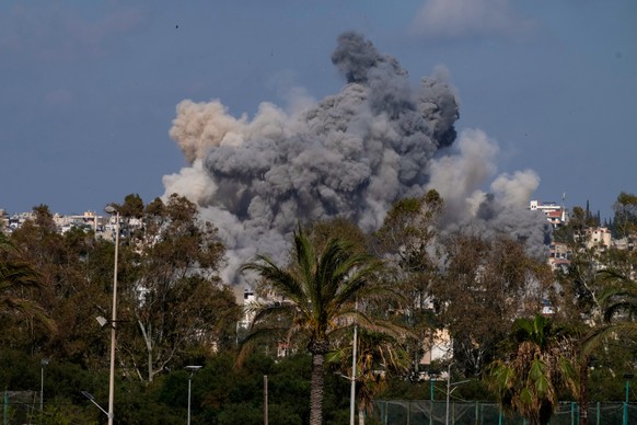 Smoke rises from an Israeli airstrike that hit Burj al-Shamali village near the southern port city of Tyre, Lebanon, Tuesday, June 2, 2026. (AP Photo/Mohammed Zaatari)
Lebanon Israel Iran War