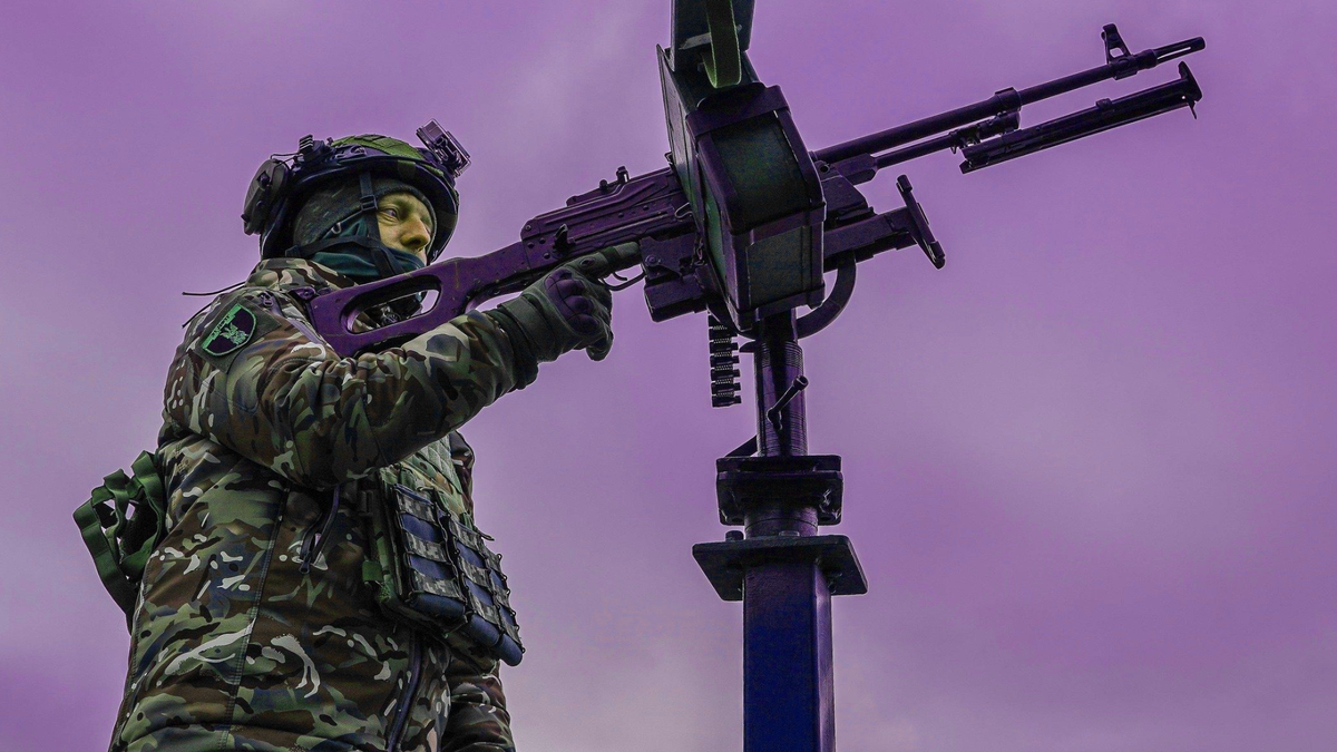 Il faut renforcer militairement l'Ukraine, estime notre journaliste.