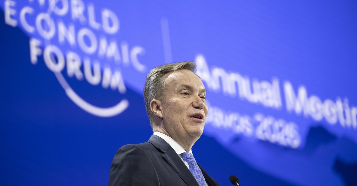 WEF-Pr-sident-schrieb-Epstein-in-SMS-Ein-Riesenspass-