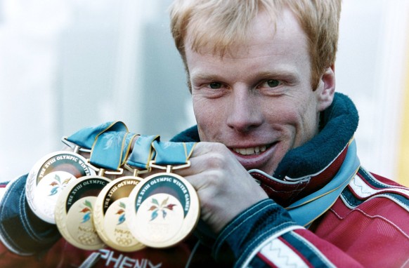 980222 Winter Olympics 1998, Cross Country Skiing: Gold medalist Bjorn Daehlie of Norway celebrate with all his olympic medals 3 gold, 1 silver after 50 km freestyle at The Winter Olympic Games, Olymp ...