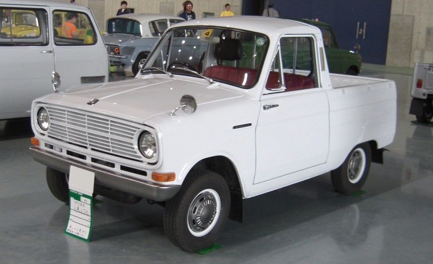 mitsubishi minica truck kei car https://en.wikipedia.org/wiki/File:Mitsubishi_Minica_Truck.jpg