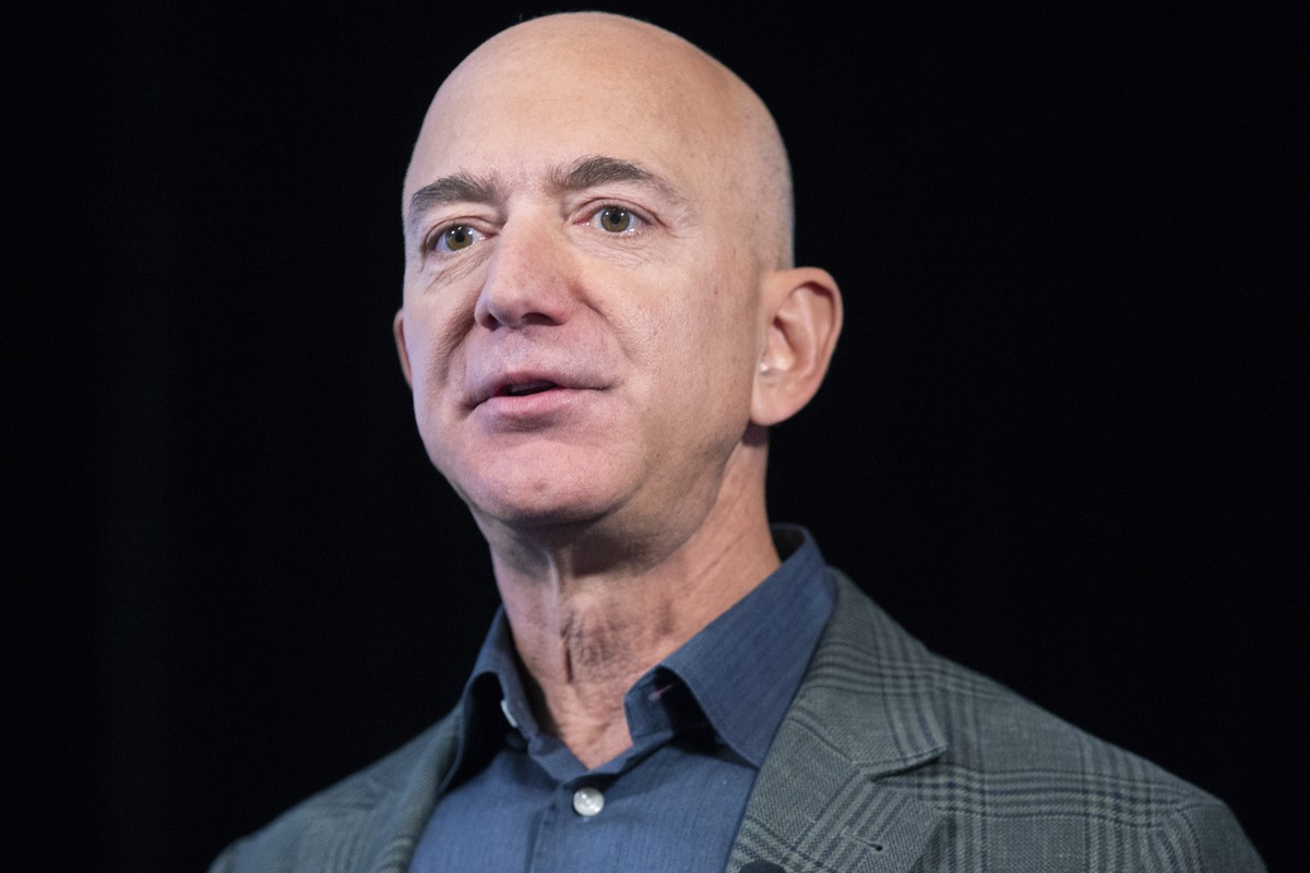 epa08982631 (FILE) - Founder and CEO of Amazon Jeff Bezos participates in the unveiling of an Amazon environmental initiative entitled 'The Climate Pledge', in Washington, DC, USA, 19 Septem ...