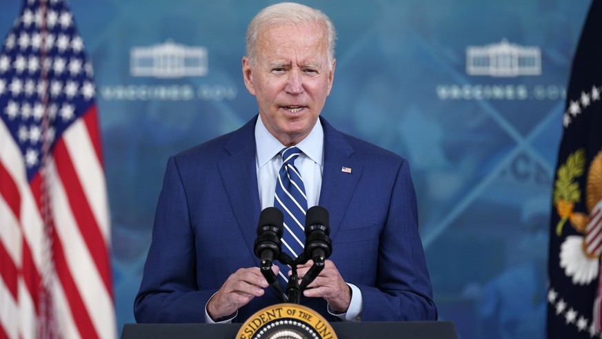 President Joe Biden delivers remarks on COVID-19 during an event in the South Court Auditorium on the White House campus, Monday, Sept. 27, 2021, in Washington. (AP Photo/Evan Vucci)
Joe Biden