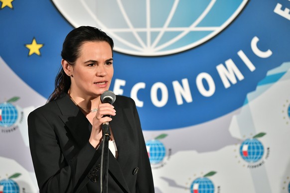 epa08659321 Belarusian opposition leader Svetlana Tikhanovskaya attends the 30th Economic Forum in Karpacz, south-western Poland, 10 September 2020. Svetlana Tikhanovskaya is on a two-day visit to Pol ...