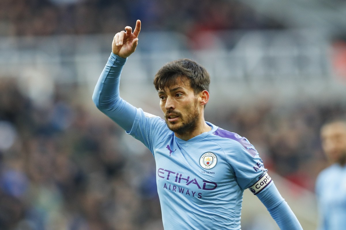 epa08034985 Manchester City's David Silva during the English Premier League soccer match between Newcastle United and Manchester City in Newcastle, Britain, 30 November 2019. EPA/Lynne Cameron ED ...