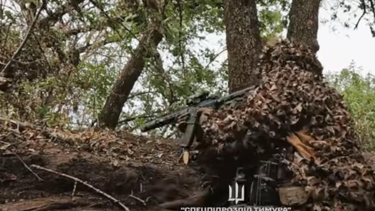 Ein Screenshot eines Videos der ukrainischen Streitkräfte zeigt einen Soldaten der Timur-Einheit.