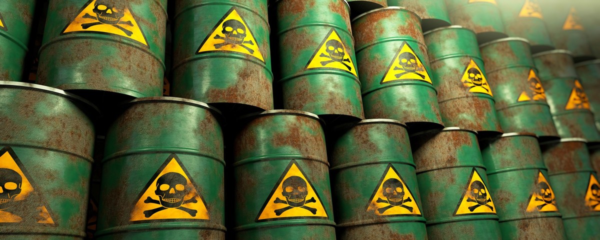 Giftmüll Gift Müll Abfall waste toxic Symbolbild dangerous hazard hazardous