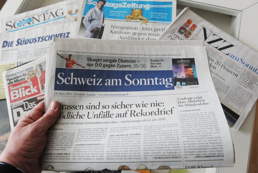 Die neue Sonntagszeitung &quot;Schweiz am Sonntag&quot; erscheint zum ersten Mal in den Kiosken, am Sonntag, 24. Maerz 2013. Erstmals sind die bisherigen Sonntagszeitungen &quot;Der Sonntag&quot; und  ...