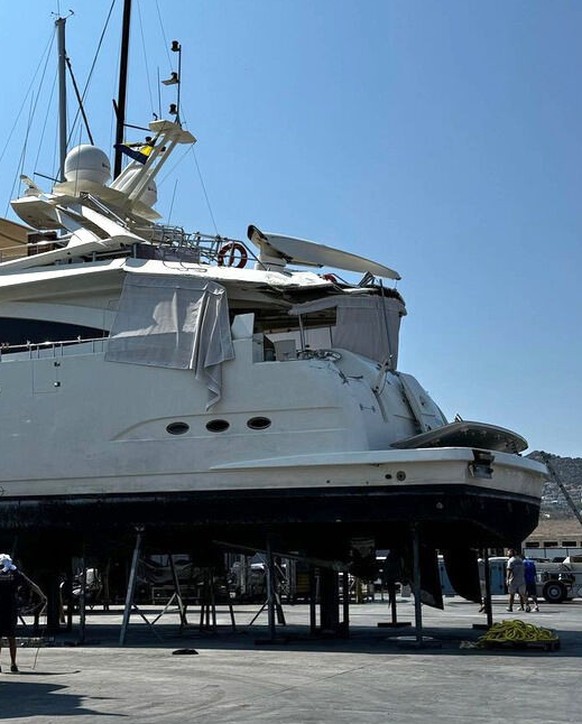 Yacht «A.Mey» im Trockendock. Wurde am 30. August vor der Küste von Bodrum gerammt.