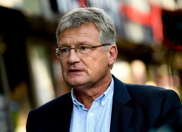 epa08709358 Alternative for Germany (AfD) party speaker Joerg Meuthen arrives for a party board meeting in Berlin, Germany, 30 September 2020. EPA/FILIP SINGER