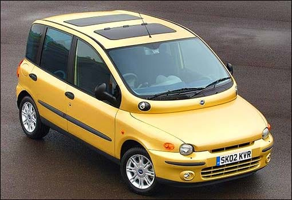 15 grauenhafte Autos, die es besser nie gegeben hÃ¤tte
Vielleicht zuverlÃ¤ssiger als die oben aufgelisteten Autos, aber dafuer umso hÃ¤sslicher:
Der Fiat Multipla