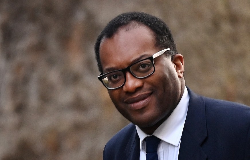 epa09720833 British Secretary of State for Business, Energy and Industrial Strategy, Kwasi Kwarteng, arrives at No.10 Downing Street for a cabinet meeting in London, Britain, 01 February 2022. EPA/AND ...