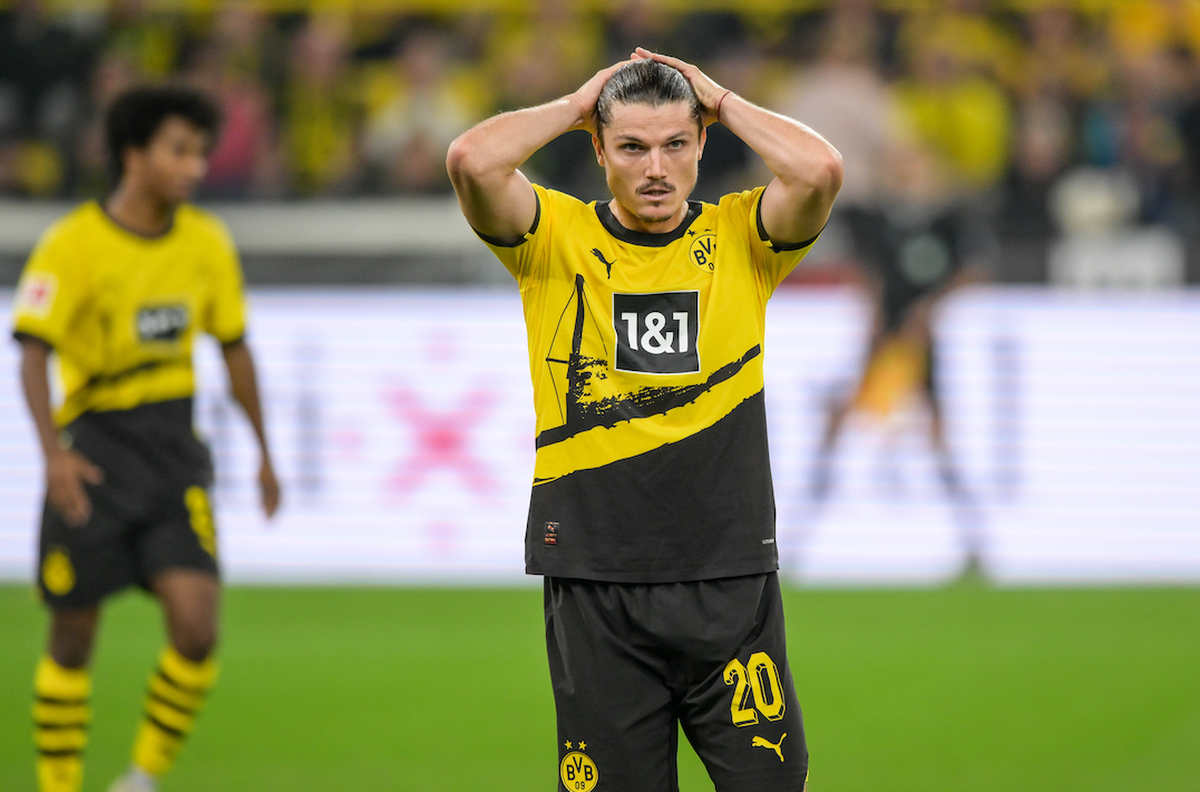 Fußball, 1. Bundesliga, 20230901, BV Borussia Dortmund - 1. FC Heidenheim 1846. Im Bild Marcel SABITZER (BV Borussia Dortmund, 20) verpasste Torchance Hände am Kopf Portrait Oberkörper halbe Figur ang ...