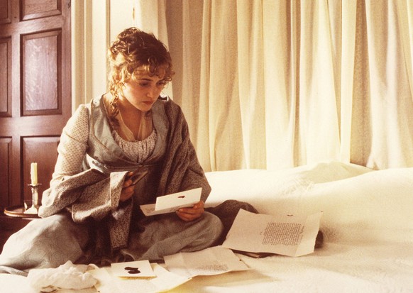 SENSE AND SENSIBILITY KATE WINSLET DIRECTOR: ANG LEE WRITERS: JANE AUSTEN EMMA THOMPSON SCREENPLAY RELEASE BY COLUMBIA PICTURES CORPORATION Date: 1995. Strictly editorial use only in conjunction with  ...