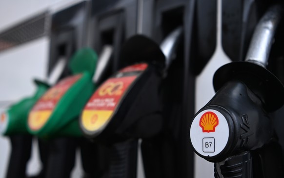 epa09725267 Shell pumps are seen at a petrol station in London, Britain, 03 February 2022. Energy giant Shell has seen its quarterly profits increase fourteen-fold amid soaring oil and gas price over  ...