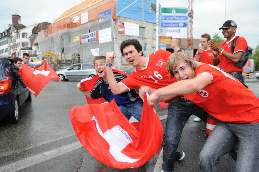 Nach dem Sieg gegen die hochfavorisierten Spanier an der WM 2010 legten die Schweizer Fans für einmal ihre Hemmungen ab.