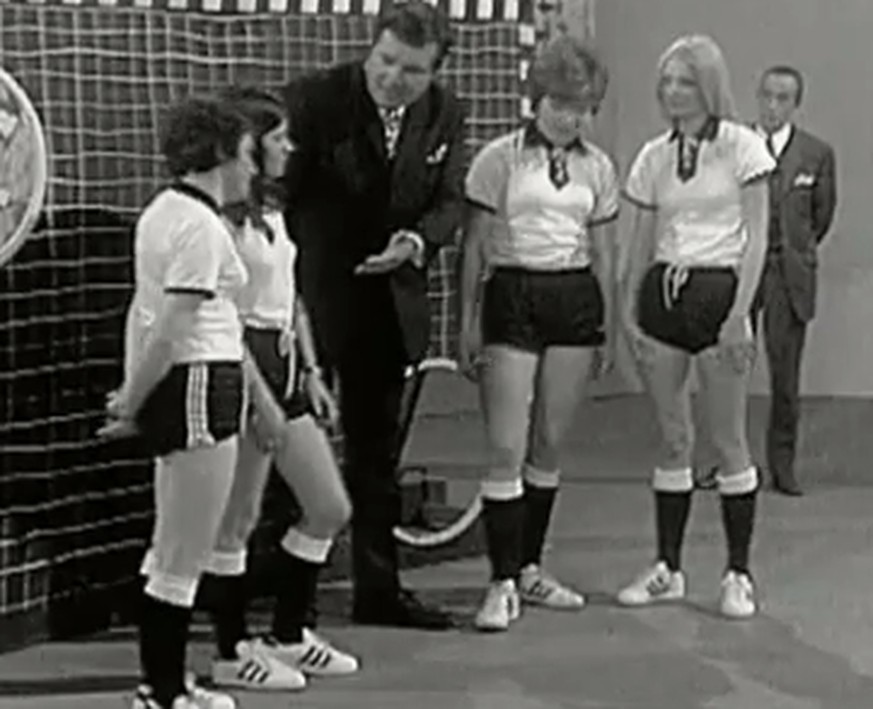 «Decken, decken, nicht Tischdecken» – als man(n) im TV noch über Frauenfussball lästerte