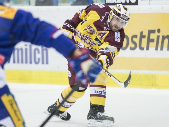 Paul Ranger von Genf waehrend dem Eishockeyspiel der National League A zwischen den Kloten Flyers und dem Geneve Servette HC am Freitag, 12. September 2014, in der Kolping Arena in Kloten. (KEYSTONE/E ...