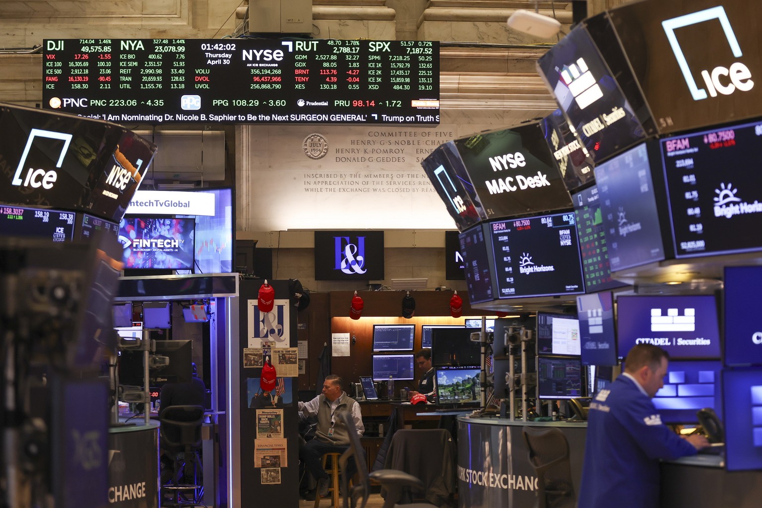 epa12924962 Traders work on the floor of the New York Stock Exchange in New York, USA, 30 April 2026. Wall Street reacted to key inflation data, a dip in oil prices and a first-quarter GDP report. EPA ...