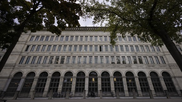 The facade of the Swiss National Bank (SNB) in Zurich, Switzerland, on Thursday, September 20, 2023. (KEYSTONE/Michael Buholzer).