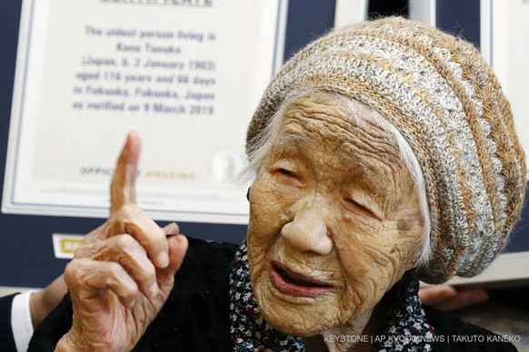 Kane Tanaka: Mit leckerem Essen und lebenslangem Lernen über 119 Jahre alt.