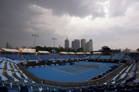 epa08129213 A general view as storm clouds form during an Australian Open practise session at Melbourne Park in Melbourne, Australia, 15 January 2020. The Australian Open will take place from 20 Janua ...