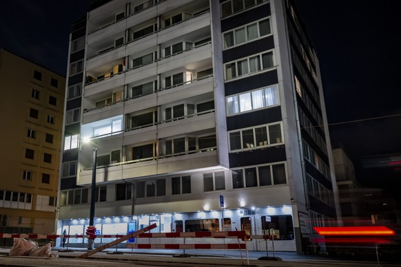 Une vue de l&#039;immeuble de la rue de Geneve 85 le jeudi 4 decembre 2025 a Lausanne. La justice vaudoise a mis a jour une fraude a l&#039;assurance sociale en enquetant sur le &quot;tristement celeb ...