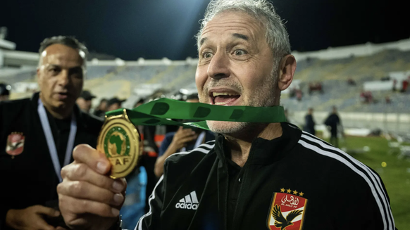 Marcel Koller a remporté la Ligue des champions africaine avec Al Ahly. L&amp;#039;entraîneur suisse raconte sa vie trépidante dans un pays où il est une super-star.