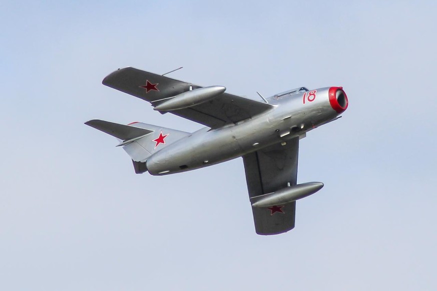 MiG-15 im Flug bei einer Flugschau, 2017
Von Mark Harkin - Scottish International Airshow 2017, CC BY 2.0, https://commons.wikimedia.org/w/index.php?curid=72605553