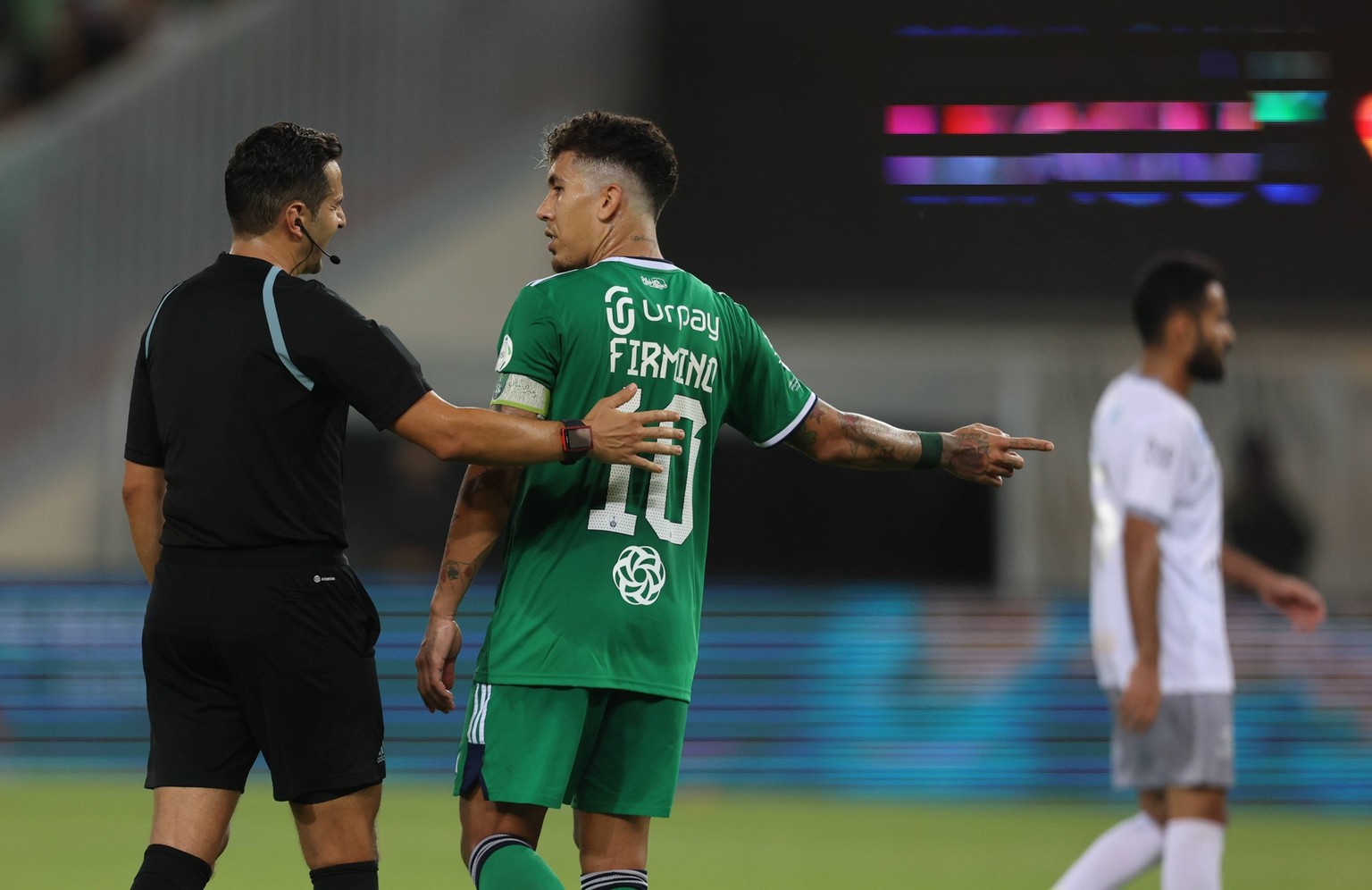JEDDAH, SAUDI ARABIA - AUGUST 29: Roberto Firmino of Al Ahli during Al Ahli v Al Tai in the Saudi pro league at Prince Abdullah Al Faisal Stadium on August 29, 2023 in Jeddah, Saudi Arabia. Photo by A ...