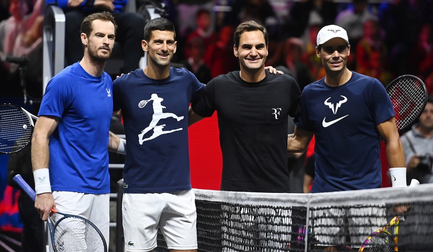 epa10199155 (L-R) Britain&#039;s Andy Murray, Serbia&#039;s Novak Djokovic, Switzerland&#039;s Roger Federer and Spain&#039;s Rafael Nadal pose for photographs during a practice session of team Europe ...