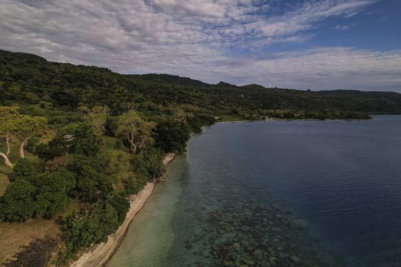 FILE -Corals dot the coastline of Efate Island, Vanuatu, July 20, 2025. (AP Photo/Annika Hammerschlag), File)
Vanuatu-Australia