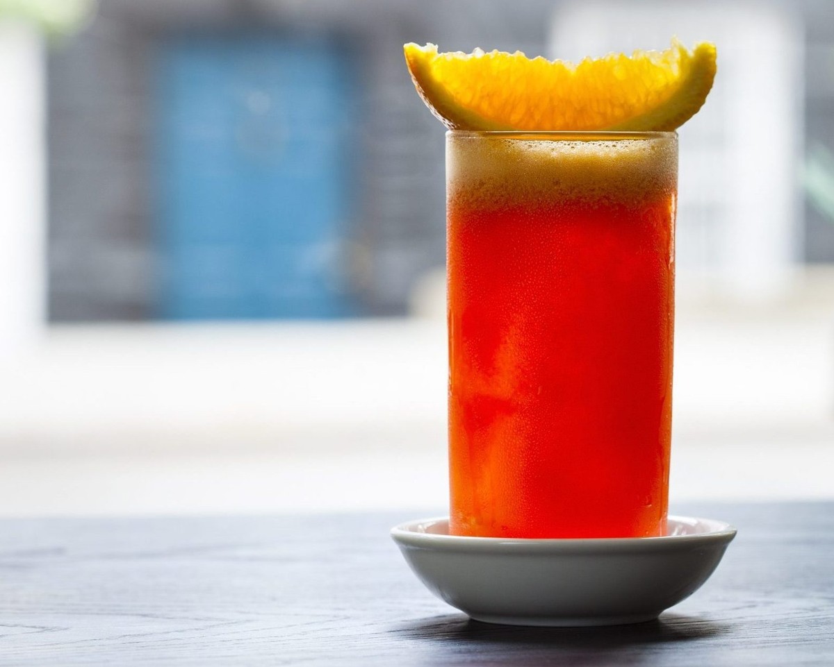 garibaldi cocktail campari orange trinken drinks alkohol http://allwomanday.ru/article/403311/kokteyl-garibaldi-retsept-i-osnovnyie-ingredientyi