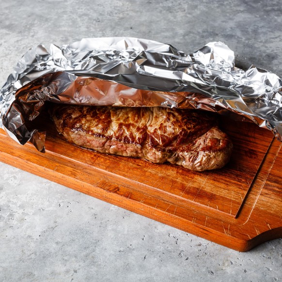 Fleisch ruhen lassen, Symbolbild.