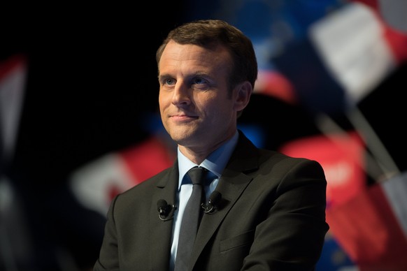 epa05904907 Former French Minister and independent candidate for the 2017 French Presidential Elections Emmanuel Macron delivers his speech during his political campaign rally at the Zenith in Pau, Fr ...