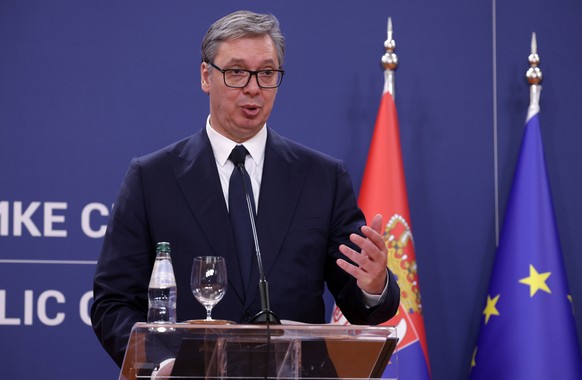epa13025691 Serbian President Aleksandar Vucic attends a joint press conference with President of Angola Joao Manuel Goncalves Lourenco (not pictured) following their meeting in Belgrade, Serbia, 09 J ...