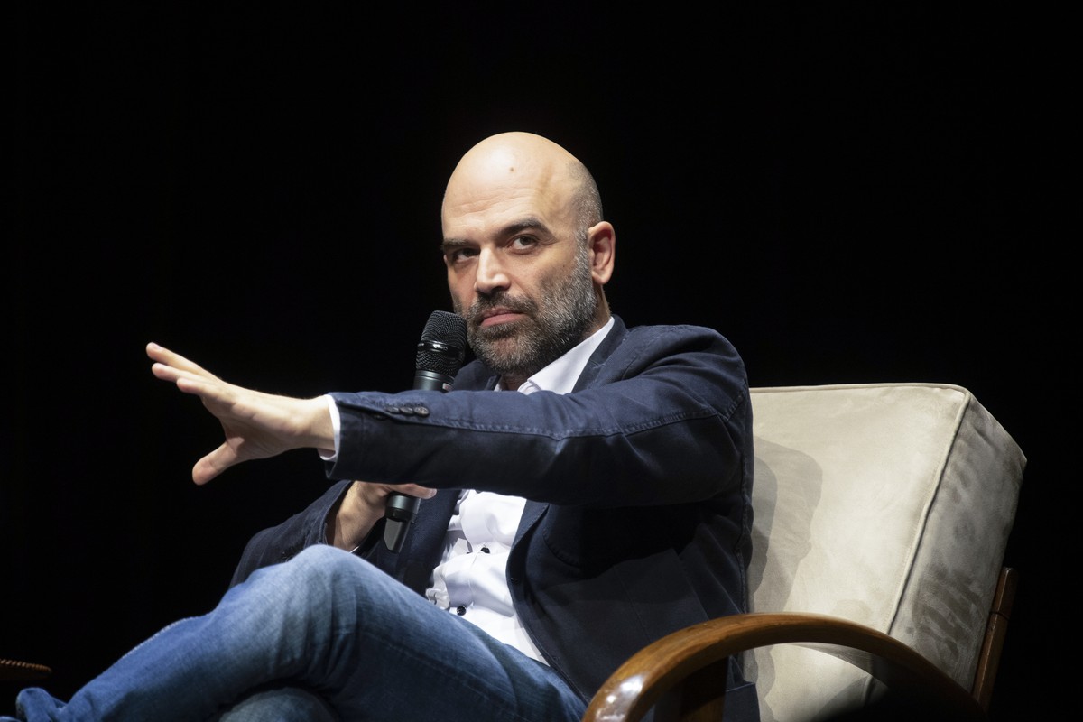 Roberto Saviano,Italian writer, journalist, screenwriter and television presenter interviewed by the International Festival Endorfine, in Lugano, Sunday 21 September 2025. (KEYSTONE/Ti-Press/Francesca ...