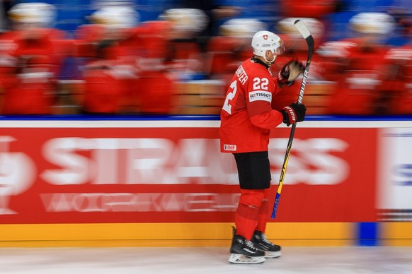 epa11369075 Nino Niederreiter of Switzerland celebrates with his teammates after scoring during the IIHF Ice Hockey World Championship 2024 semi-finals match between Canada and Switzerland in Prague,  ...