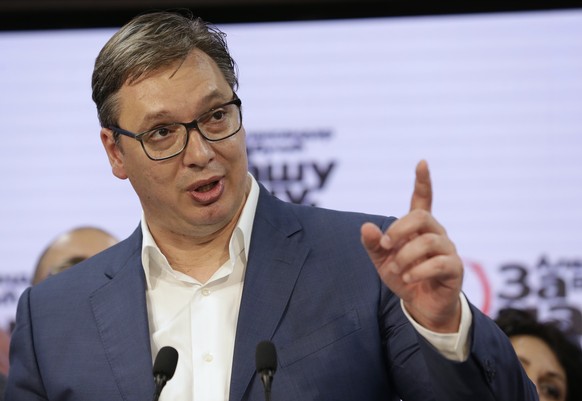 epa08501261 Serbian President and the leader of the Serbian Progressive Party (SNS) Aleksandar Vucic declares an election win in Belgrade, Serbia, 21 June 2020. The Western Balkan nation&#039;s voters ...