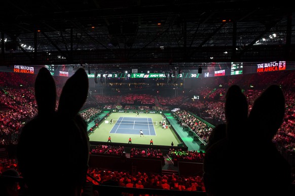 epa05901994 General view during the Tennis exhibition &#039;Match for Africa 3&#039; between Swiss tennis player Roger Federer and tennis player Andy Murray of Britain, at the Hallenstadion in Zurich, ...