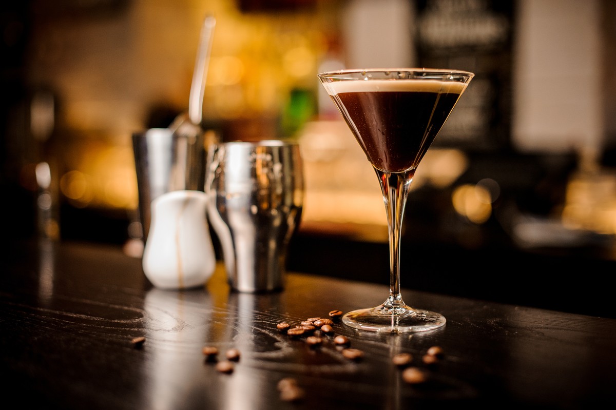 espresso martini cocktail kaffee wodka trinken drinks espresso