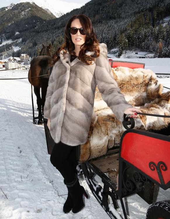 Tamara Ecclestone Sighting In Austria - November 29, 2013
ISCHGL, AUSTRIA - NOVEMBER 29: Tamara Ecclestone poses on a carriage on November 29, 2013 in Ischgl, Austria . (Photo by Andreas Rentz/Getty I ...