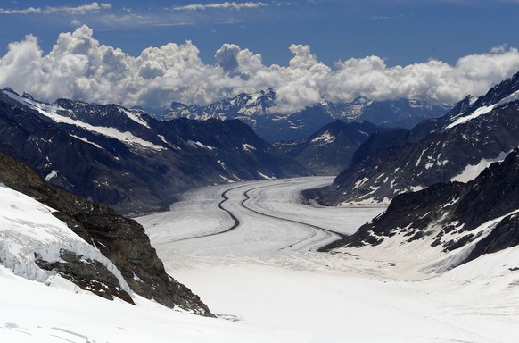 Sicht vom Jungfraujoch: In dieser Region suchen die Angehörigen nach Harrison Fast.&nbsp;<br data-editable="remove">