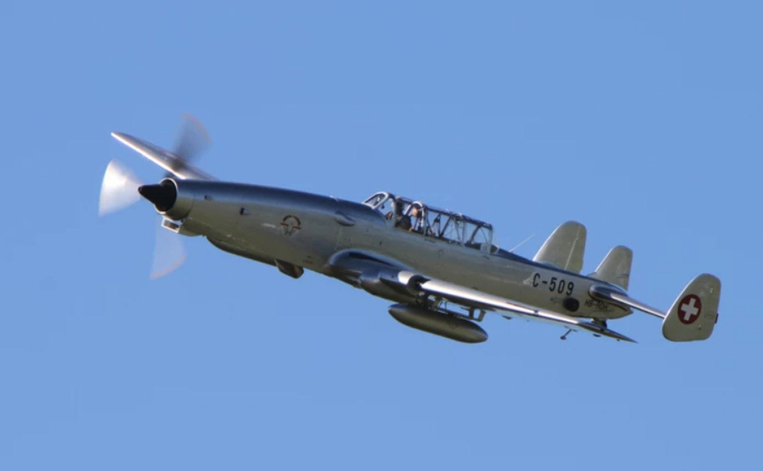 F+W C-3605
SN 289 | Reg. HB-RDH
flugzeug schweiz zweiter weltkrieg 
https://www.boschungglobal.com/Inventory/Warbirds/Eidg.-Flugzeugwerke-(F%2BW)-Emmen/C-3605/HB-RDH