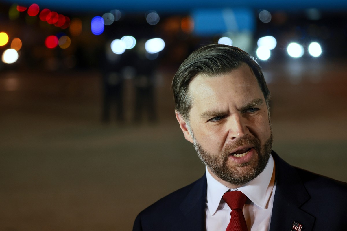 Vice President JD Vance speaks to reporters before boarding Air Force Two to return to Washington, at Budapest Ferenc Liszt International Airport in Budapest, Hungary, Wednesday, April 8, 2026. (Jonat ...