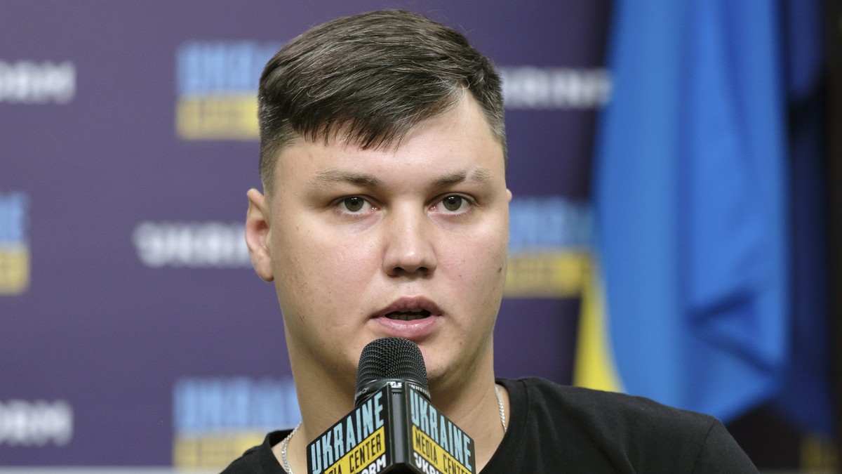 epa10841469 Russian pilot Maksym Kuzminov speaks to journalists during a press conference on special operation 'Synytsia' (Tit) of the Ukrainian intelligence service to hijack a Russian mili ...