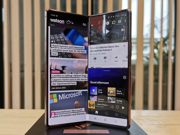 Samsung Galaxy Z Fold 2